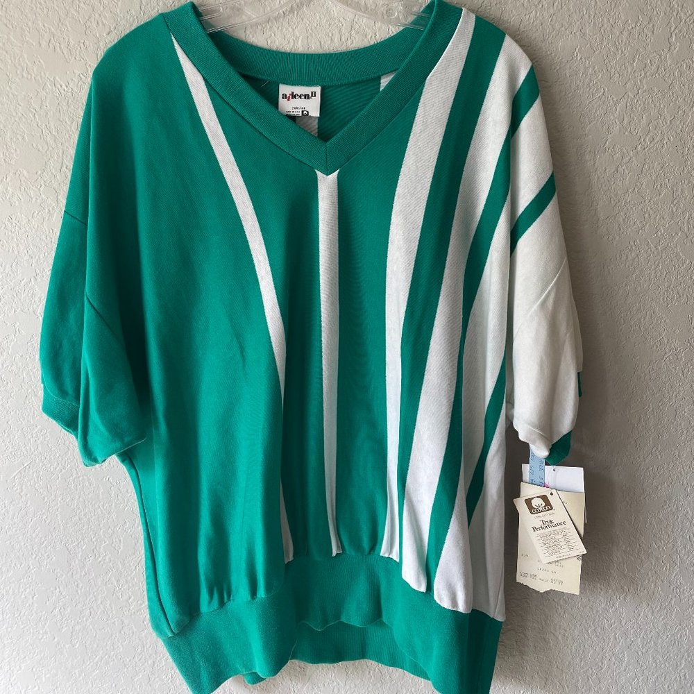 Vintage Deadstock / NWT Green & White Gradient Stripe 3/4 Sleeve Top